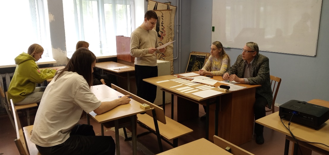 СТАЛИ ПРОФЕССИОНАЛАМИ