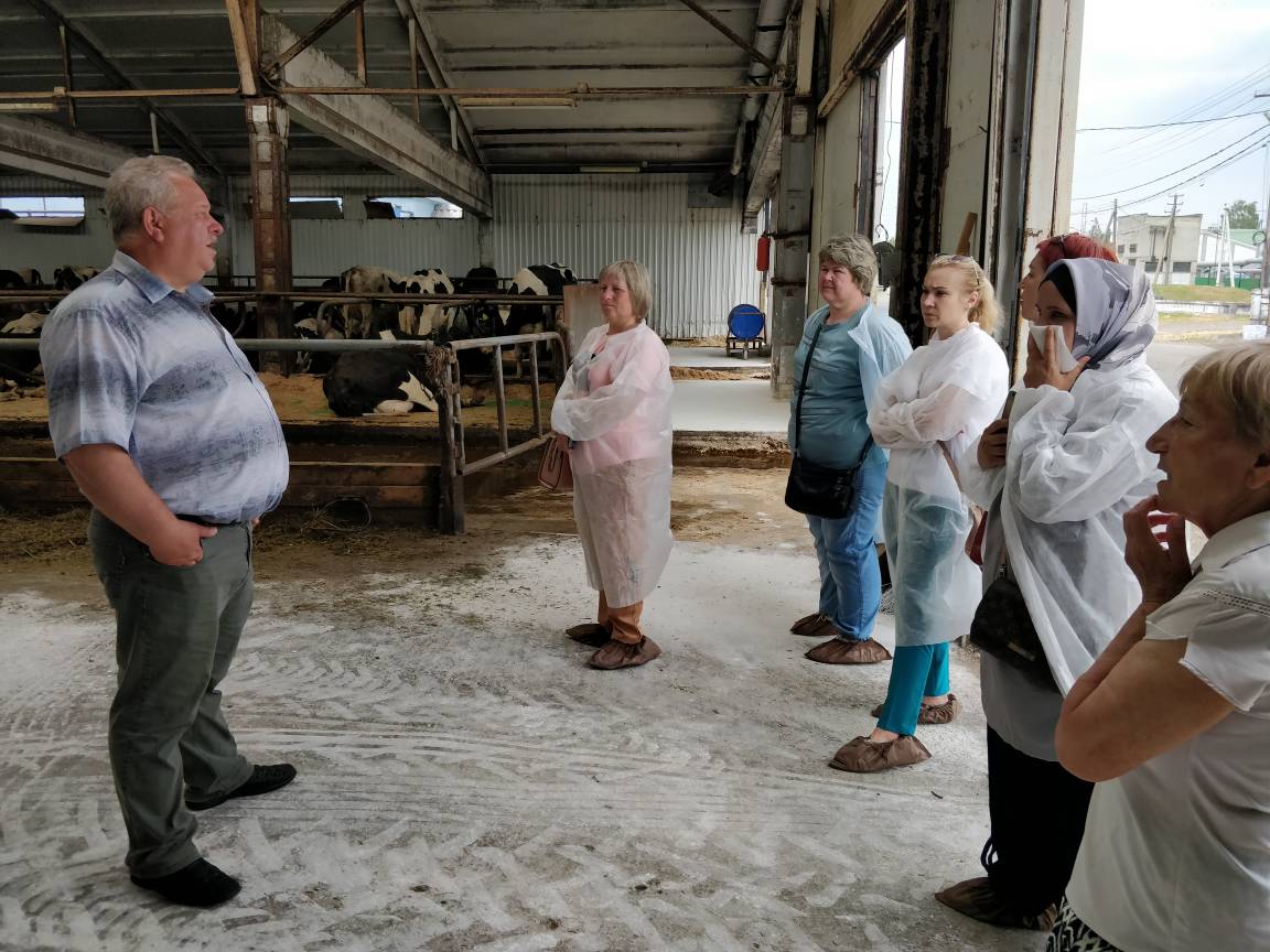 Экскурсия на юбилейную производственную площадку по молочному животноводству