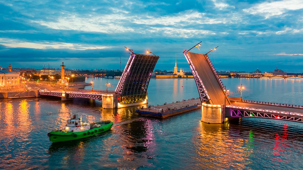 Добро пожаловать в Санкт-Петербург на «белые ночи» и на обучение!